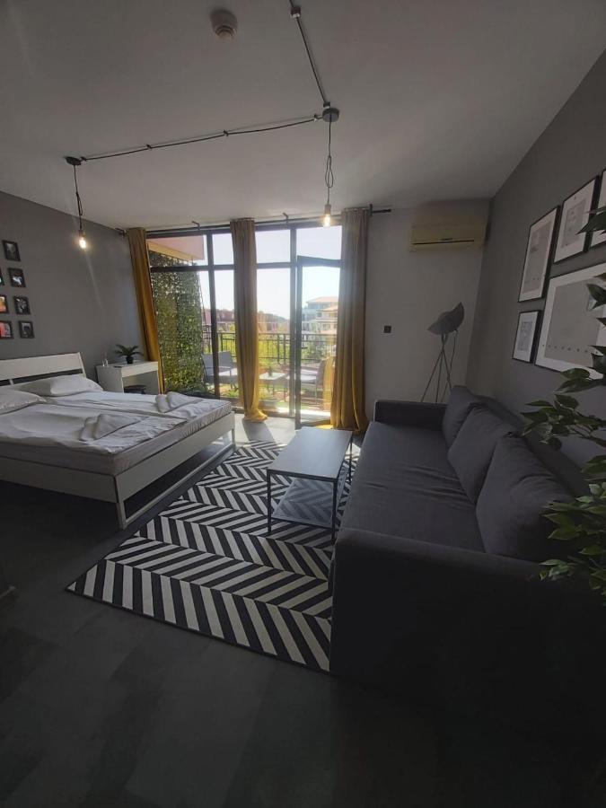 Nobel Private Vip Apartments Slântsjev Brjag Eksteriør bilde
